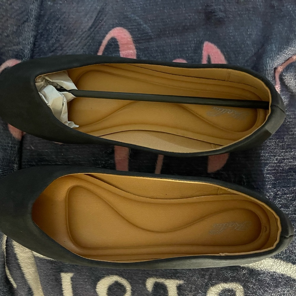 Elegant Black Women's Flats